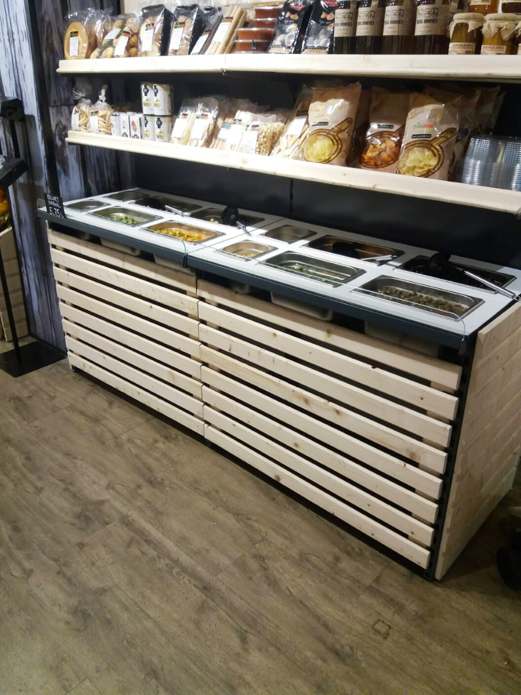 MESA OLIVAS Y ENCURTIDOS